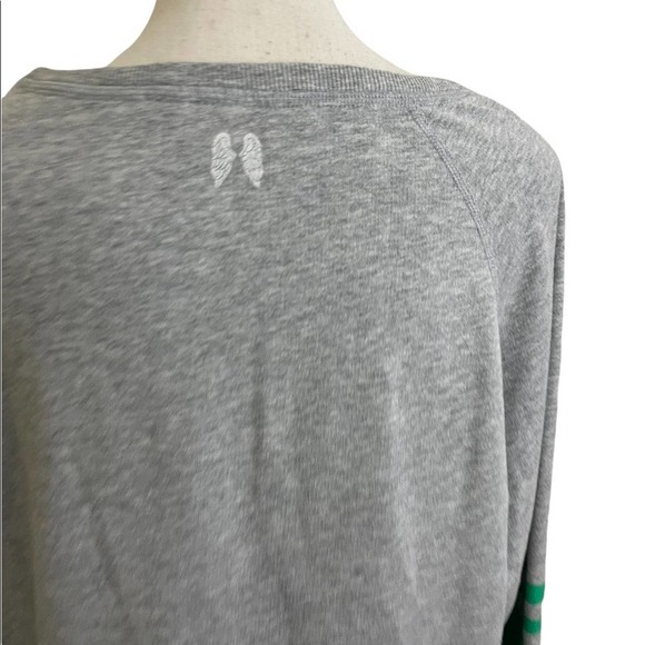 Victoria secret womens paradise stripe on sleeves sweatshirt size X-Smal… - Picture 4 of 8